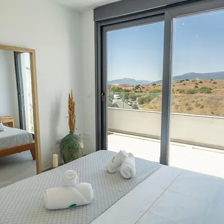 Cozy House - Sunset Vista Apartment