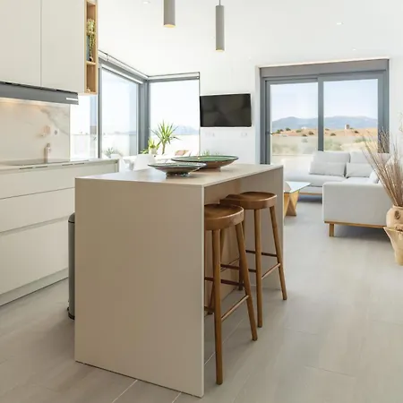 Cozy House - Sunset Vista Apartment